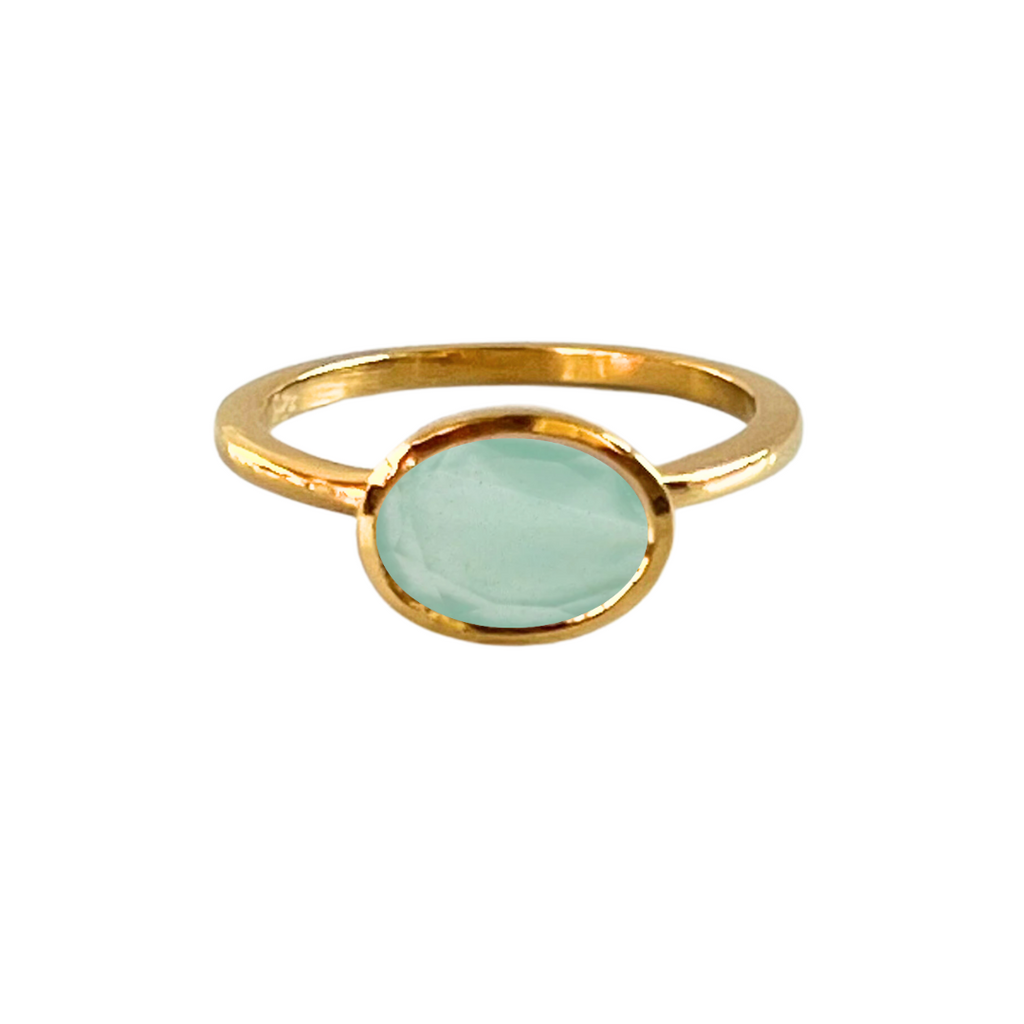 Mila Ring in Chalcedony