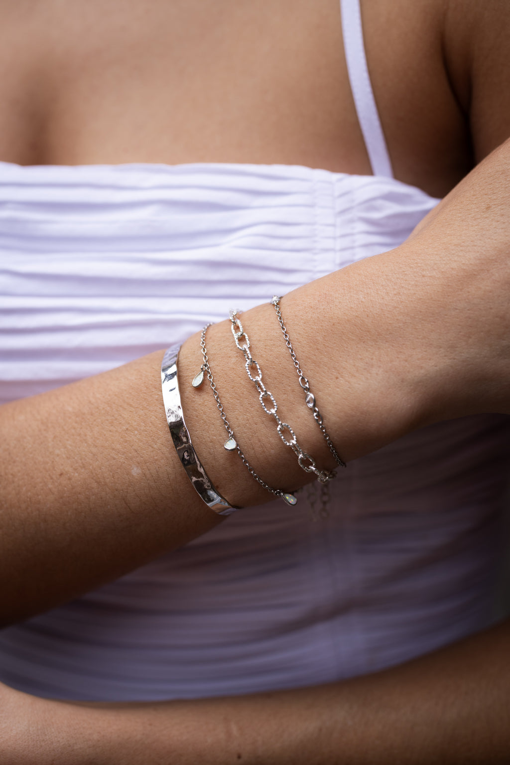 Shimmer Link Bracelet in Silver