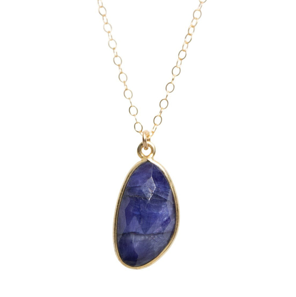 Freeform Oval Necklace in Sapphire